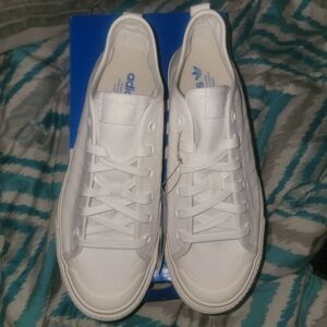 Adidas Men's Classic White Sneakers Nizzas Size 9.5